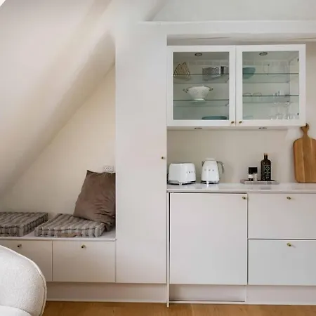 Super Cozy In Downtown Cph