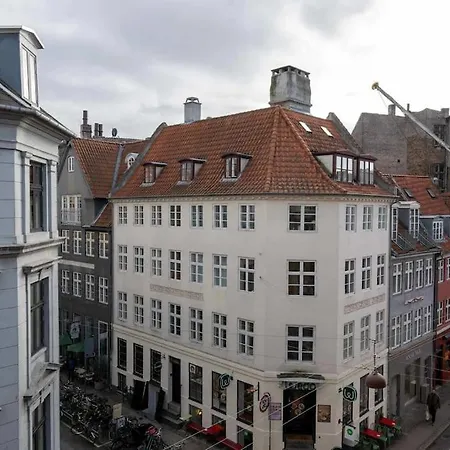 Apartment Super Cozy In Downtown Cph *