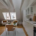 Super Cozy In Downtown Cph Lejlighed